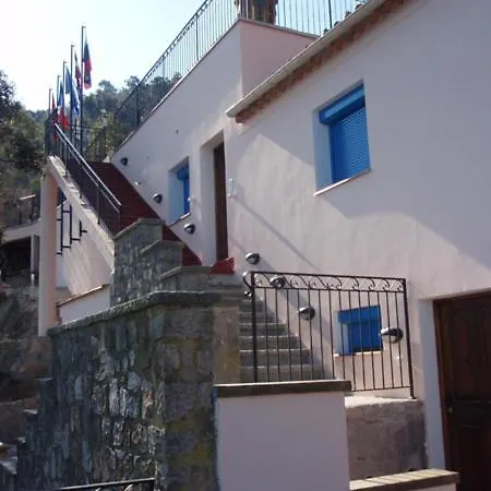 And La Coraillere Villa *