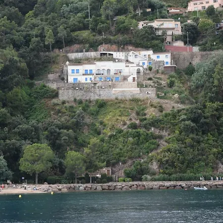 Villa And La Coraillere *